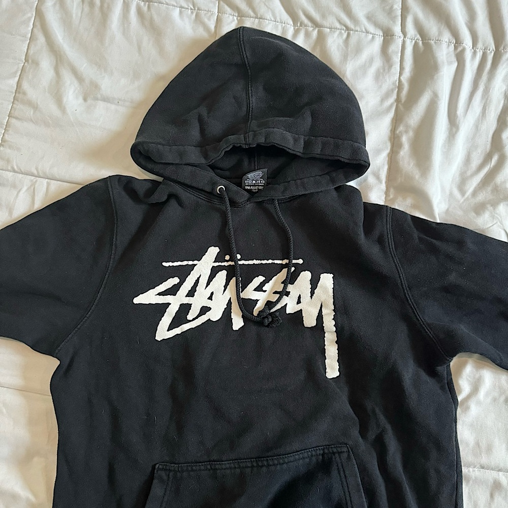 STUSSY BLACK HOODIE